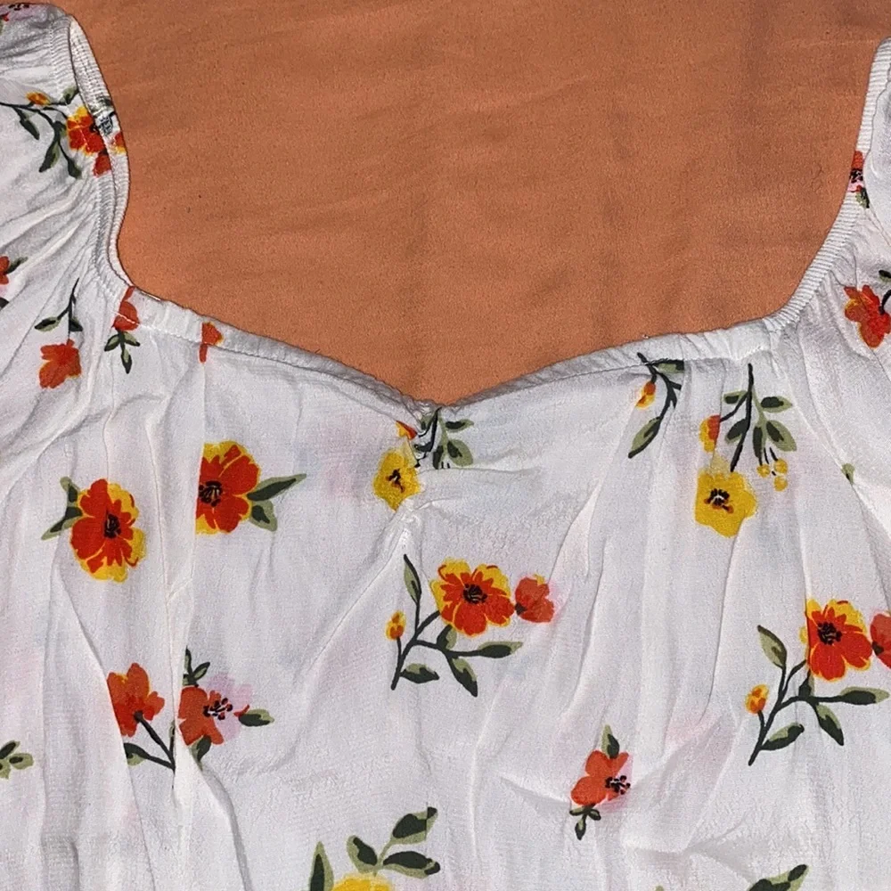 🆕 FOREVER 21 White Floral Off Shoulder Dress Size Medium - Picture 4 of 8